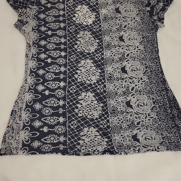 Curious Gypsy Short Sleeve T-Shirt Sheer Boho Hippie Grey White Women'sM - Picture 11 of 13